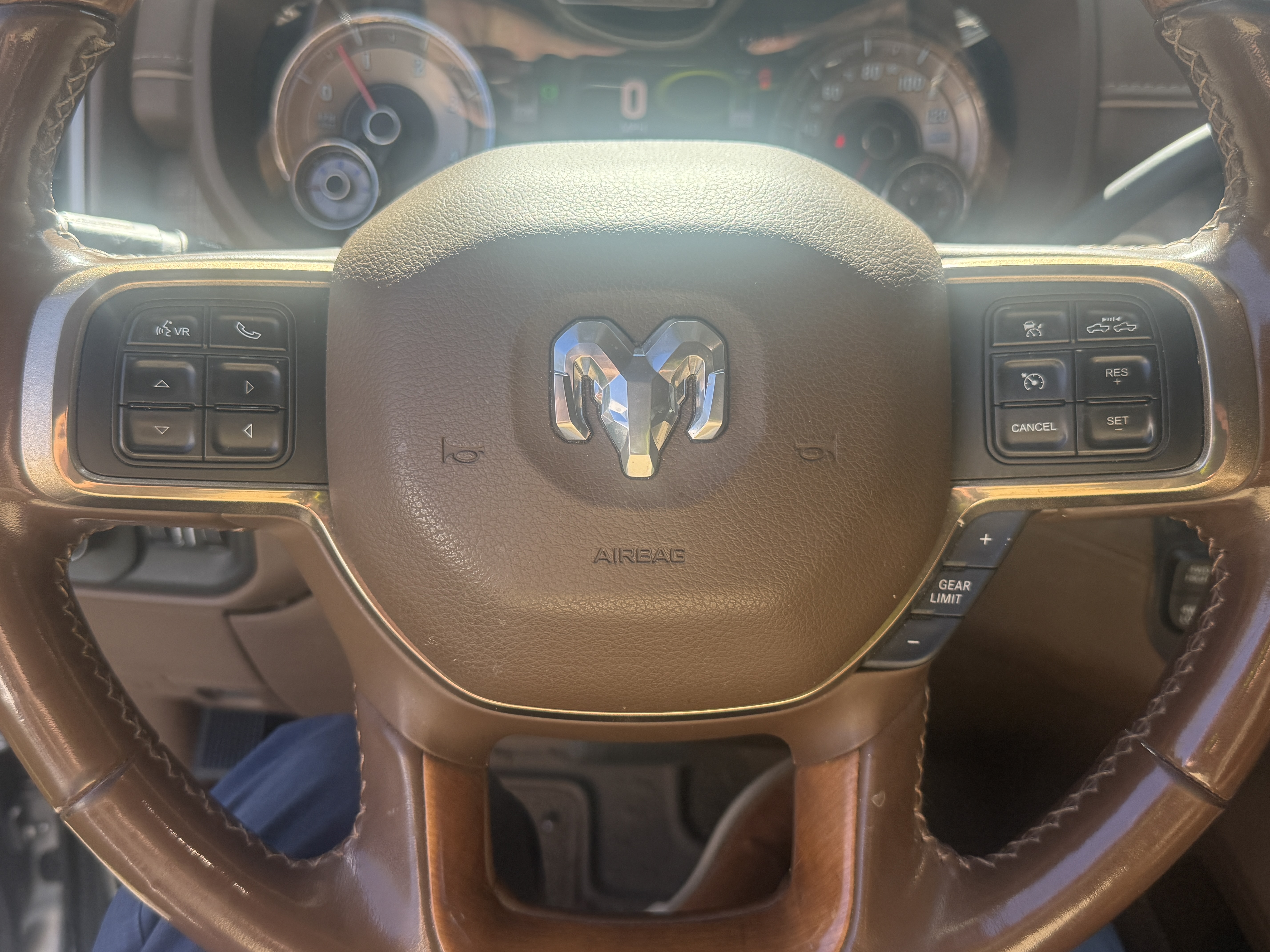Used 2021 RAM 2500 Limited AWD/4WD image 12