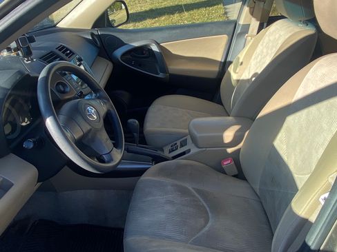Used 2009 Toyota RAV4 2WD image 10