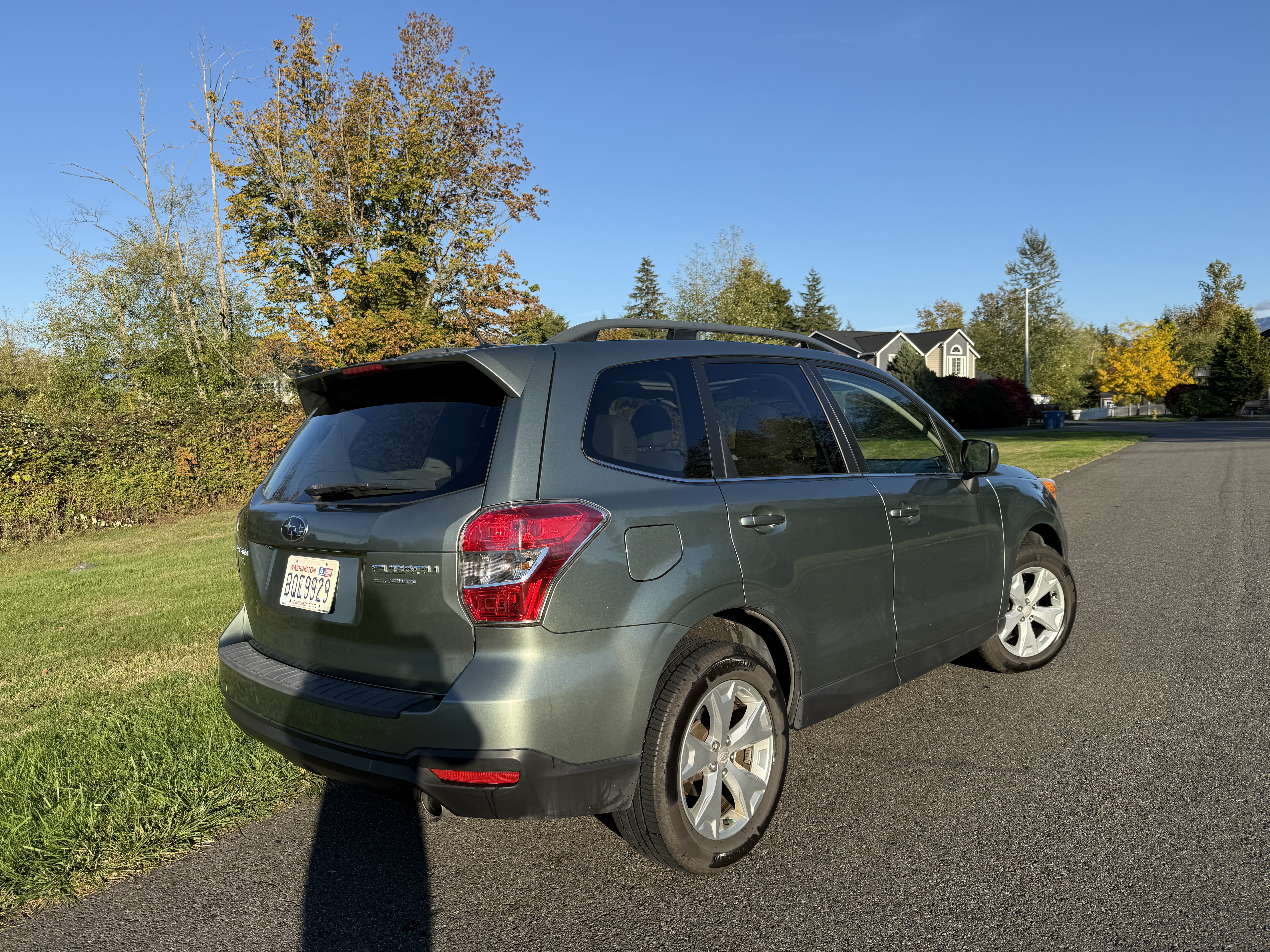 Used 2014 Subaru Forester 2.5i Limited w/ Popular Package #2 AWD/4WD image 4