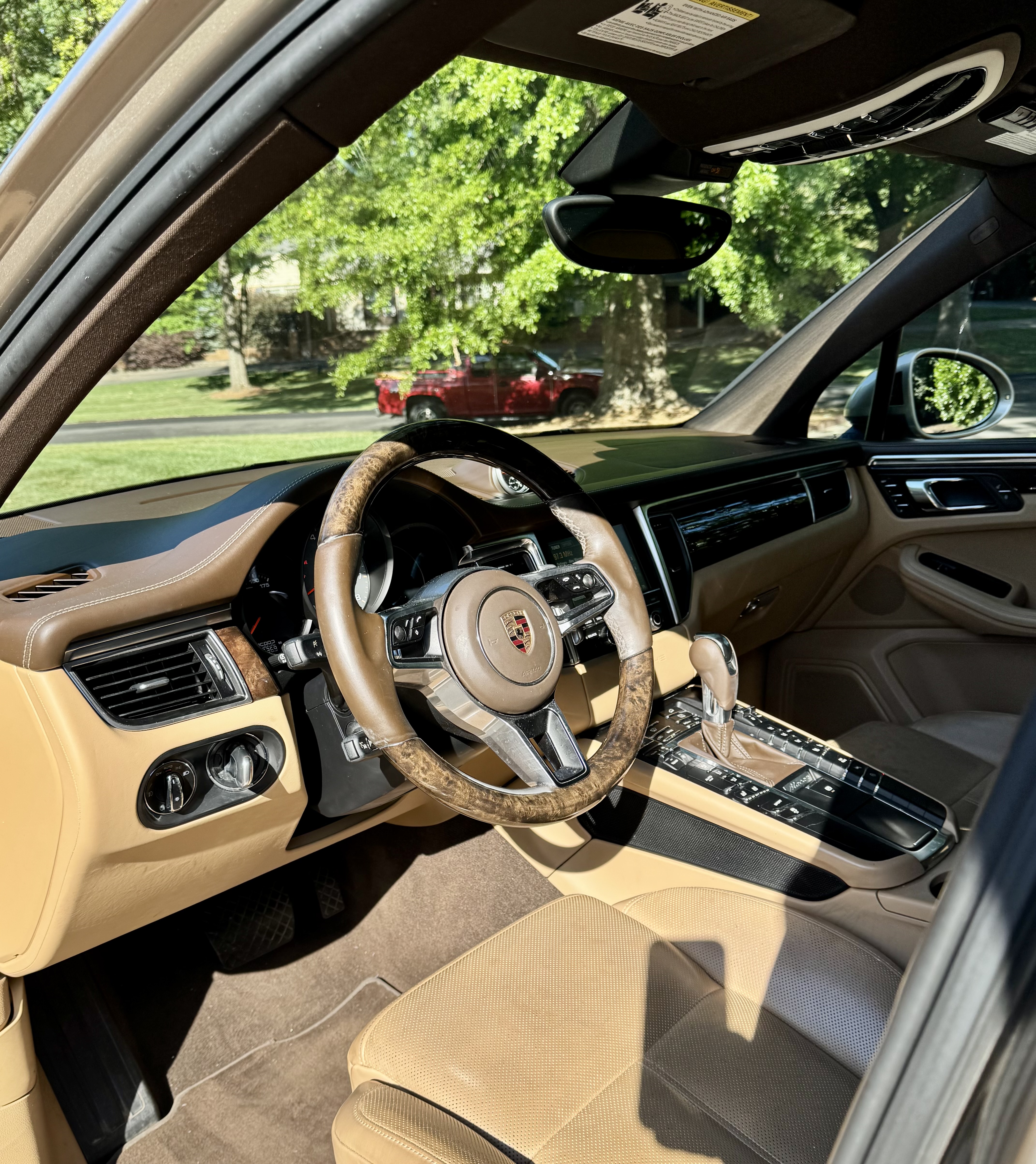 Used 2016 Porsche Macan S AWD/4WD image 9