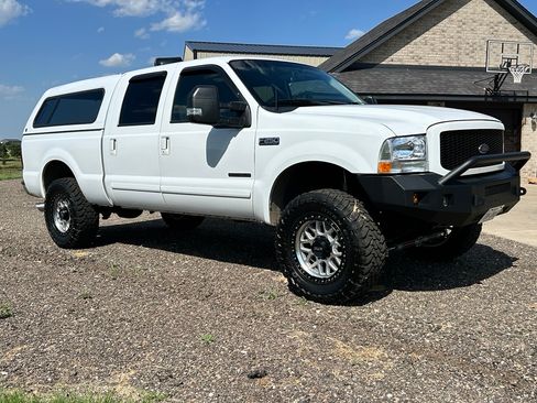 Used 2001 Ford F250 Short Bed image 4
