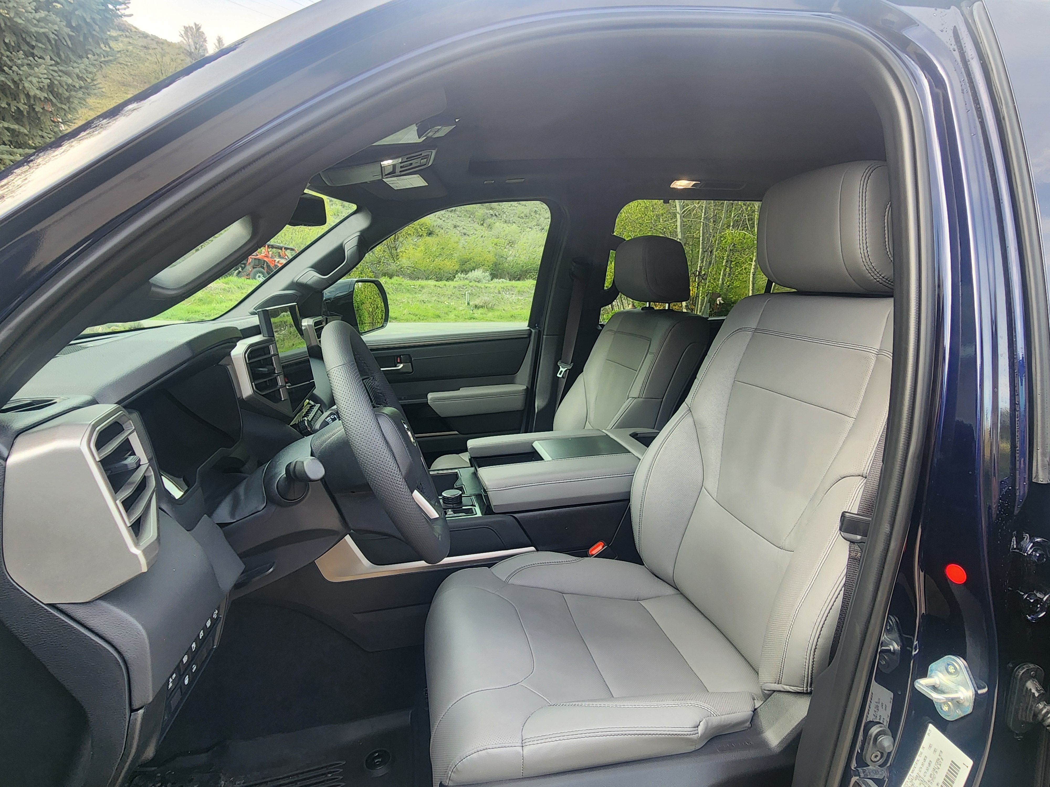 Used 2026 Toyota Sequoia Limited w/ Tow Technology Package AWD/4WD image 10