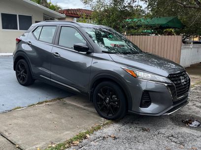 Used 2023 Nissan Kicks SR