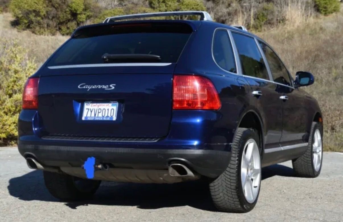 Used 2004 Porsche Cayenne S AWD/4WD image 2