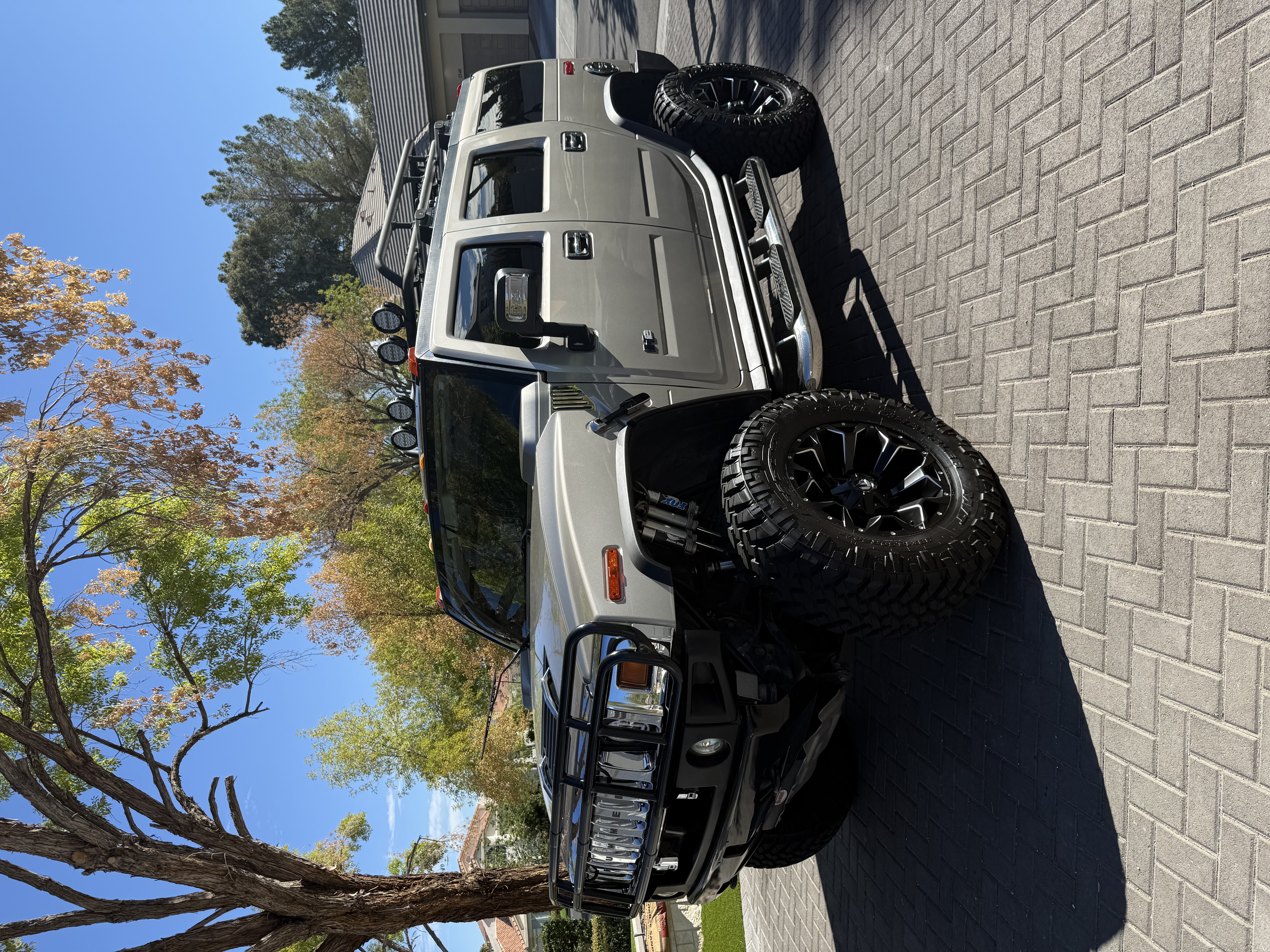 Used 2005 HUMMER H2 w/ Preferred Equipment Group AWD/4WD image 5