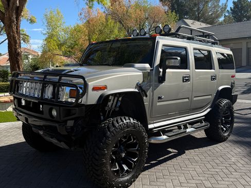 Used 2005 HUMMER H2 w/ Preferred Equipment Group AWD/4WD image 5