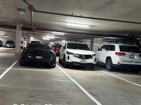 Used 2012 Ferrari California image 5