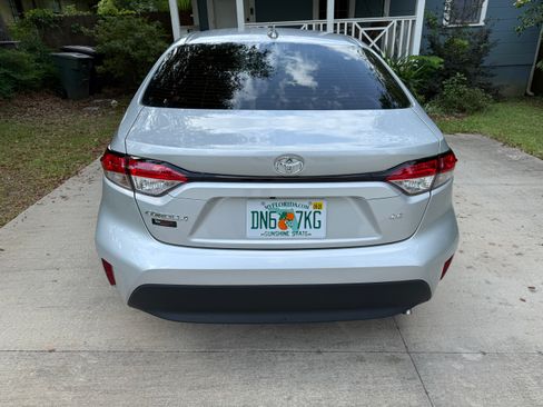 Used 2024 Toyota Corolla LE FWD image 6