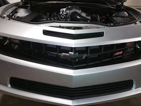 Used 2010 Chevrolet Camaro SS w/ RS Package image 22