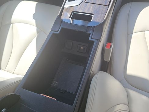 Used 2017 Buick LaCrosse Preferred image 21