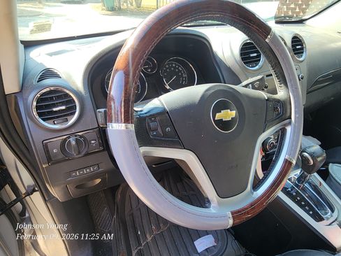 Used 2014 Chevrolet Captiva Sport LTZ image 10