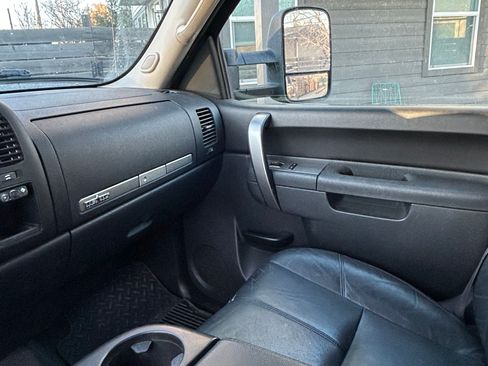 Used 2014 GMC Sierra 2500 SLE w/ Texas Edition image 9