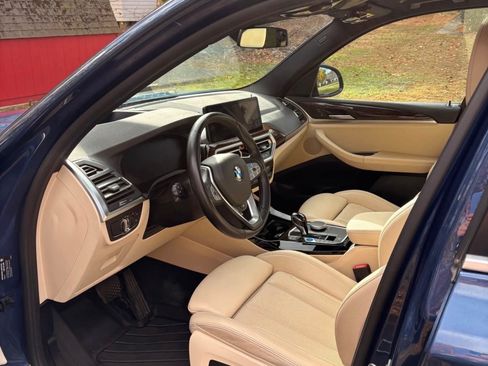 Used 2022 BMW X3 xDrive30i w/ Premium Package image 9