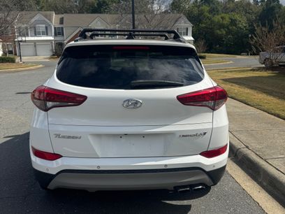 Used 2017 Hyundai Tucson Limited w/ Limited Ultimate Package 03