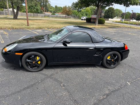 Used 1998 Porsche Boxster RWD image 2