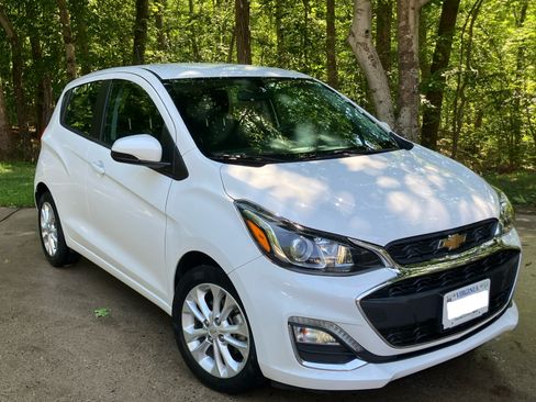 Used 2022 Chevrolet Spark LT FWD image 1