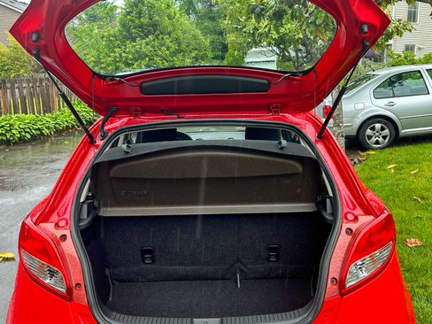 Used 2011 MAZDA MAZDA2 Sport image 7