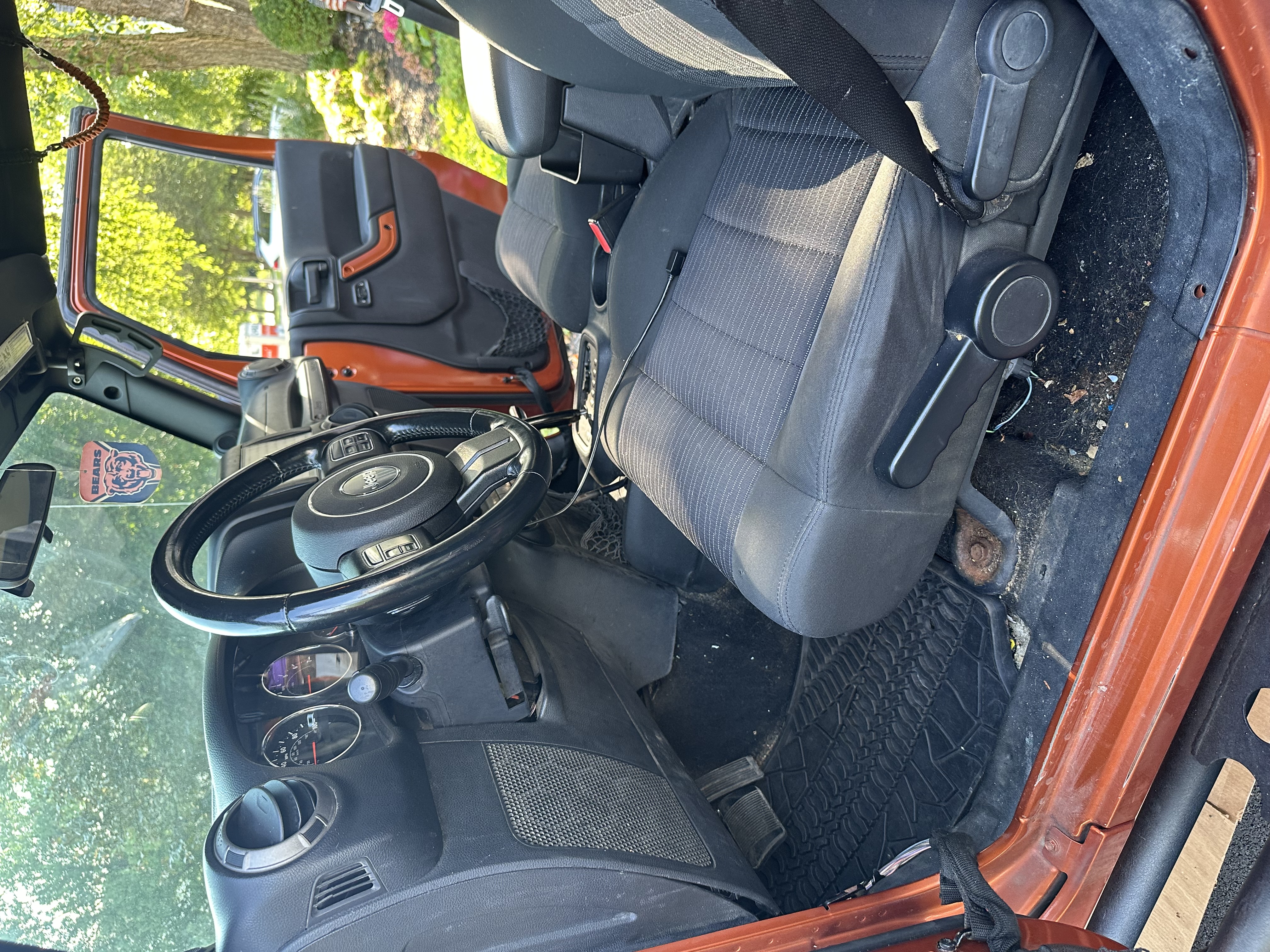 Used 2011 Jeep Wrangler Unlimited Sport AWD/4WD image 12