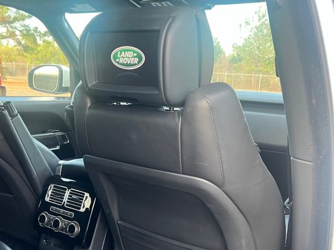 Used 2015 Land Rover Range Rover Supercharged image 6