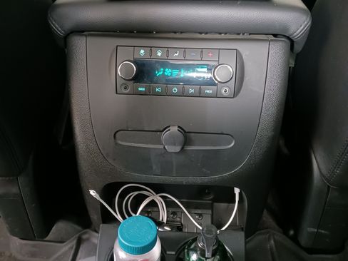 Used 2008 Chevrolet Suburban LT w/ LT Preferred Equipment Group image 15