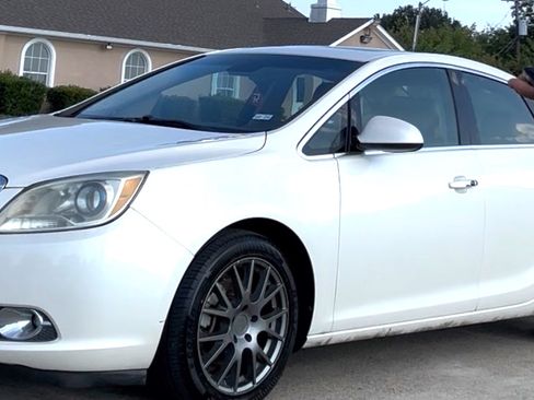 Used 2013 Buick Verano Premium FWD image 1