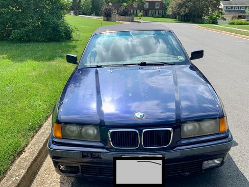 Used 1997 BMW 328i Convertible image 1