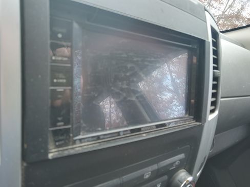 Used 2013 Nissan Xterra S image 13