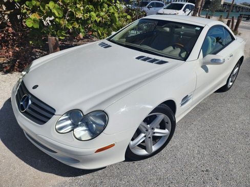 Used 2005 Mercedes-Benz SL 500 image 2