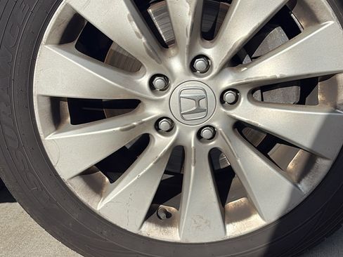 Used 2014 Honda Accord EX-L image 11