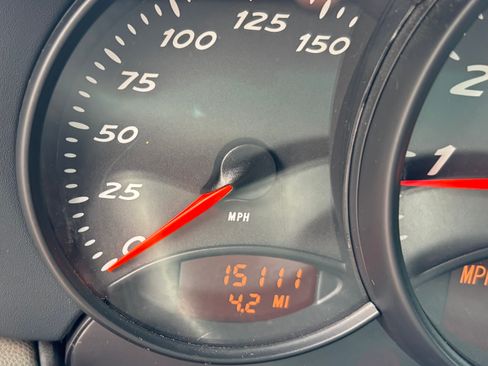 Used 1998 Porsche Boxster RWD image 12