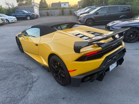 Used 2017 Lamborghini Huracan LP 580-2 RWD image 4