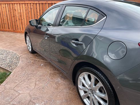 Used 2014 MAZDA MAZDA3 s Grand Touring w/ Technology Package FWD image 10