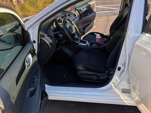 Used 2019 Nissan Sentra SV image 16
