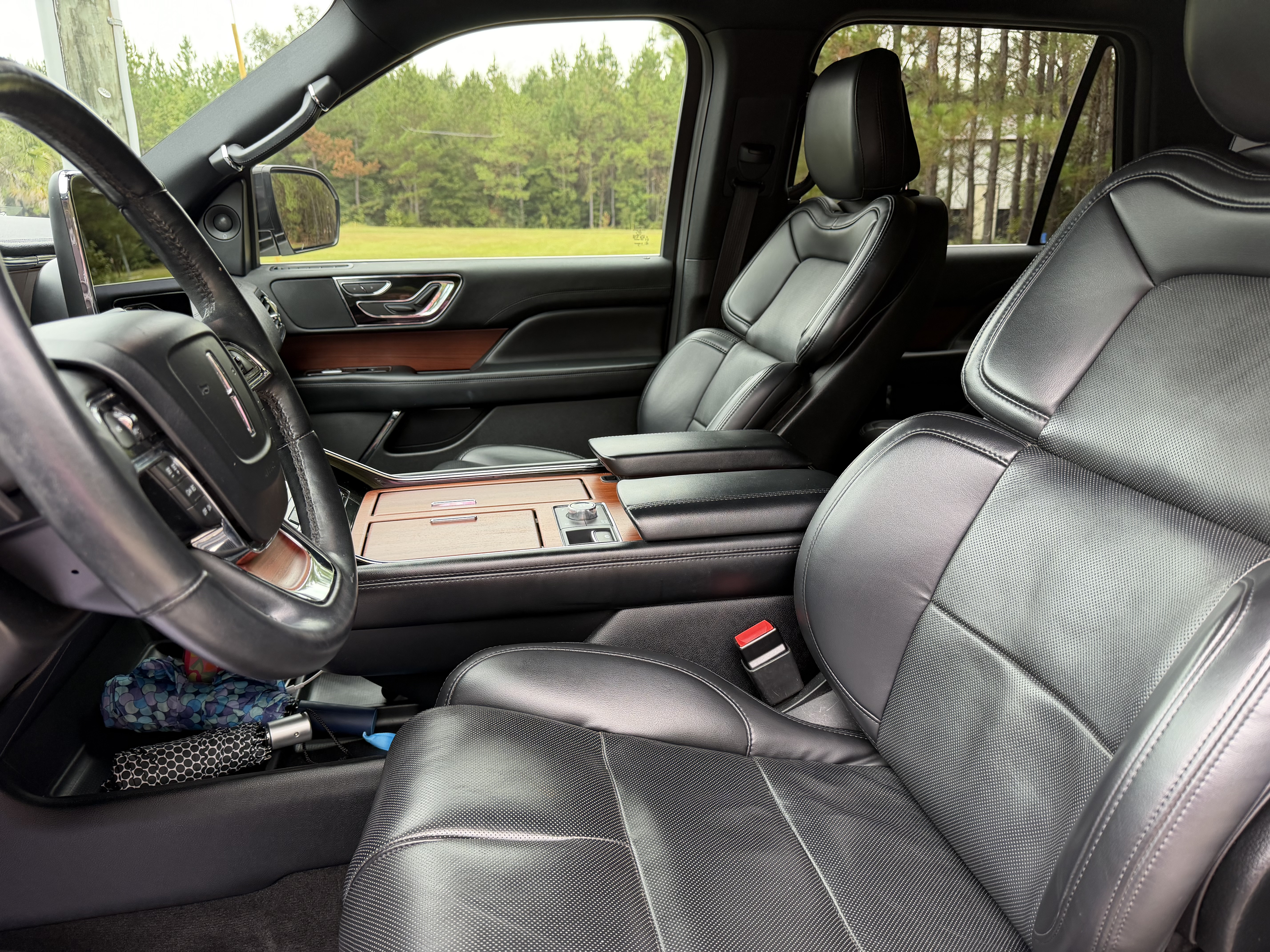 Used 2020 Lincoln Navigator 4WD image 14