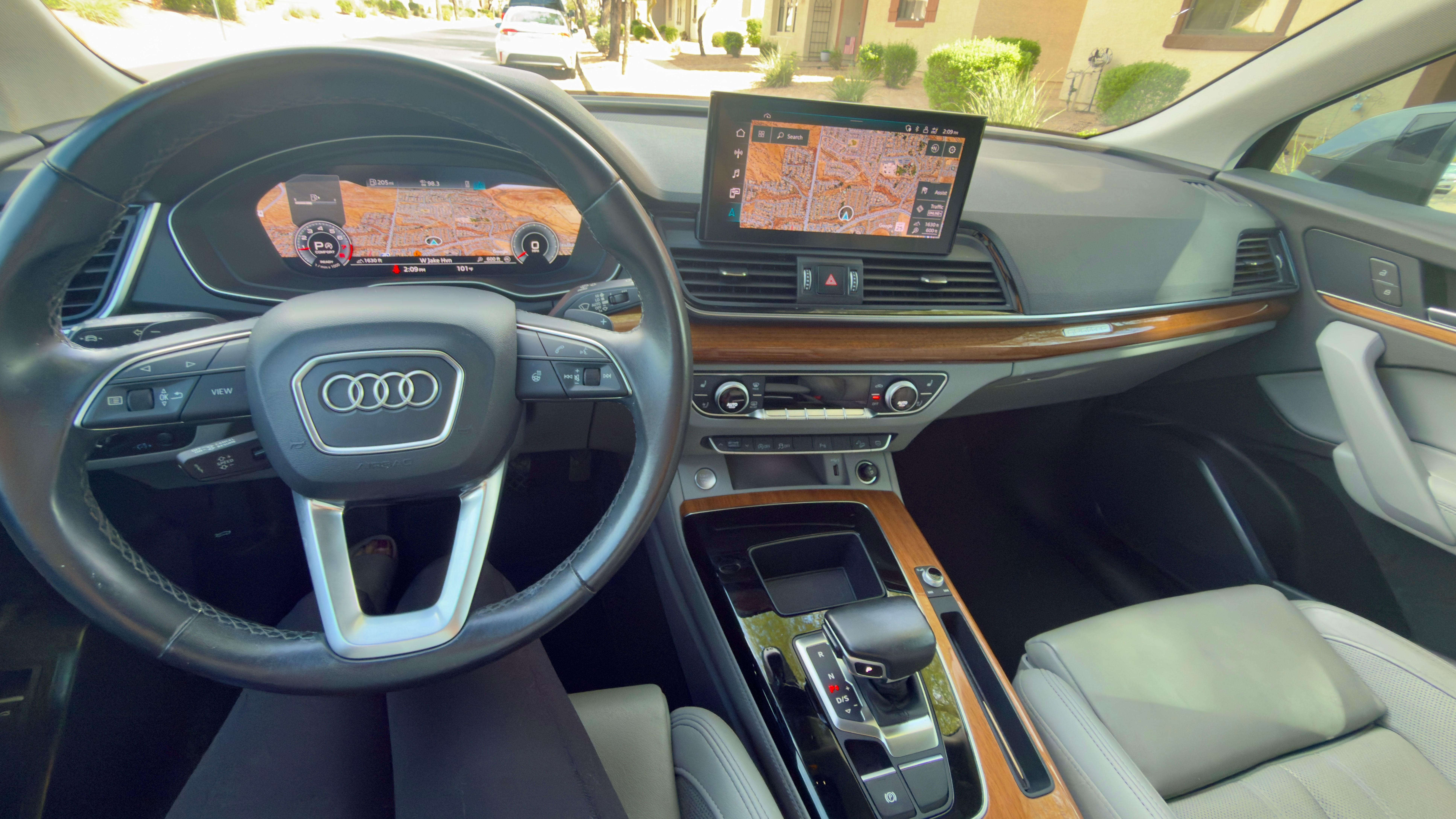 Used 2022 Audi Q5 2.0T Premium Plus w/ Premium Plus Package AWD/4WD image 9
