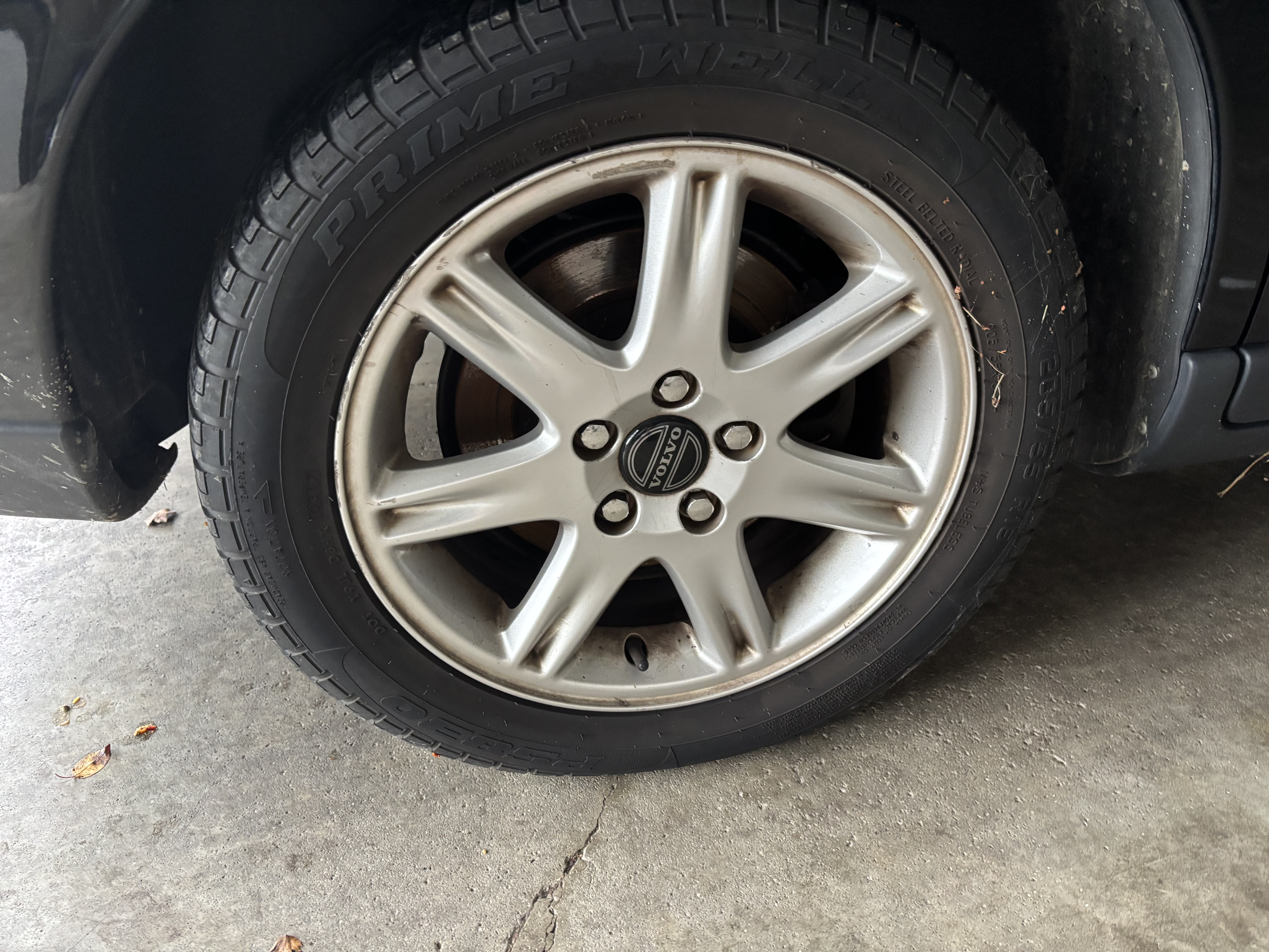 Used 2004 Volvo V70 2.4 FWD image 27