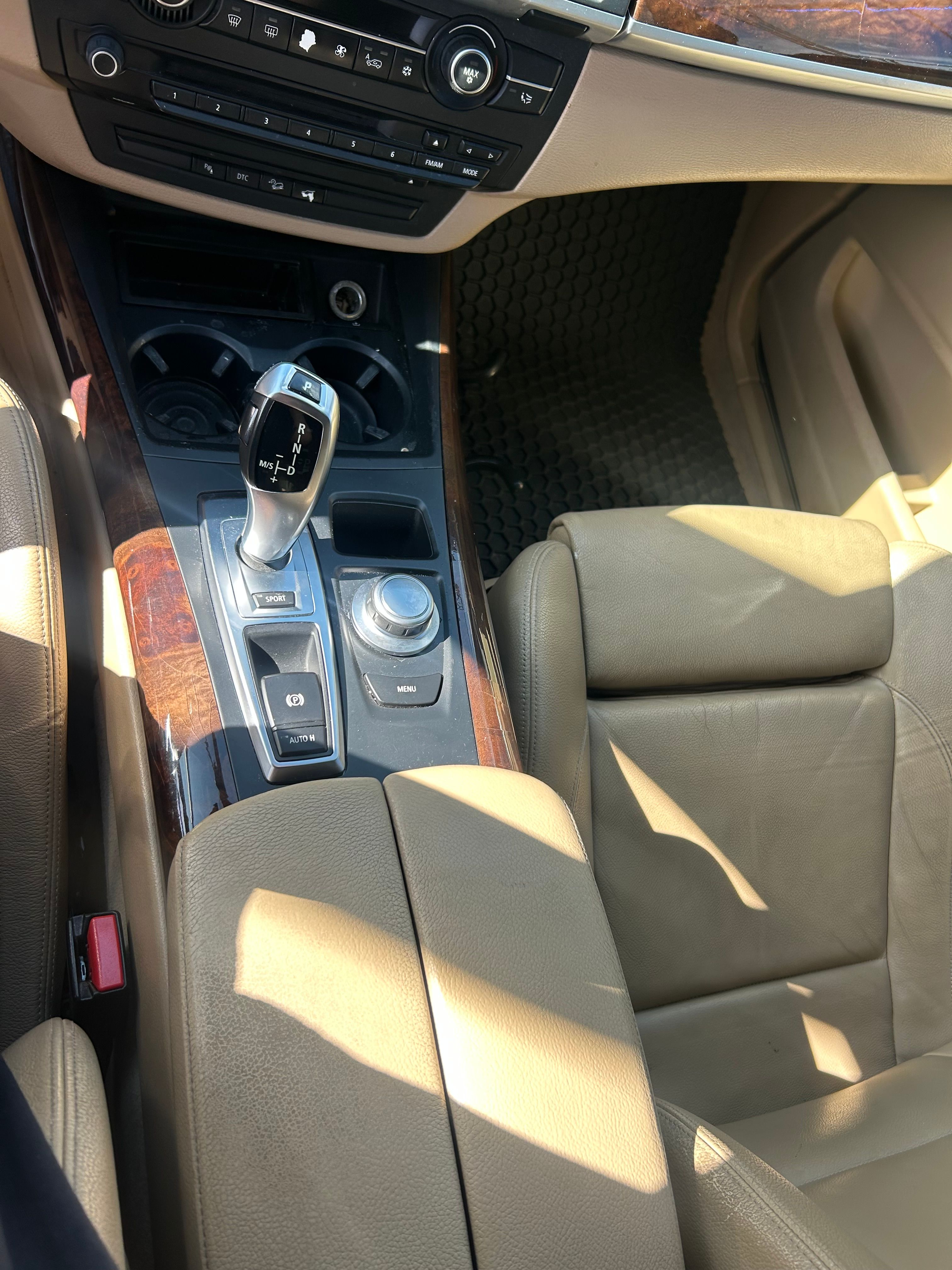 Used 2009 BMW X5 xDrive48i AWD/4WD image 10