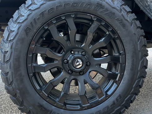 Used 2017 Ford F150 XLT image 9