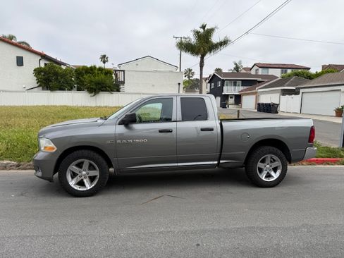 Used 2012 RAM 1500 Express image 11