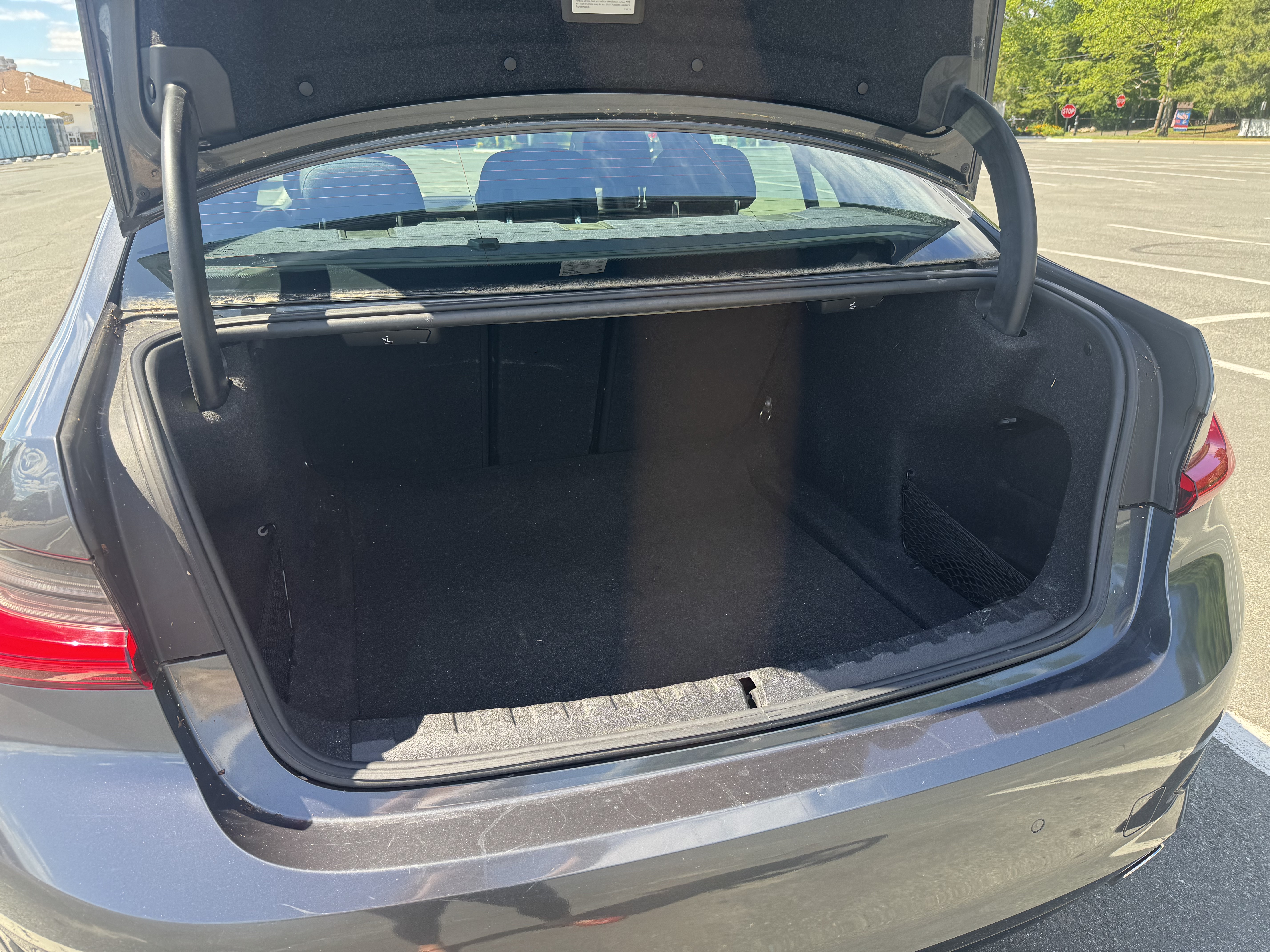 Used 2020 BMW 330i Sedan RWD image 11