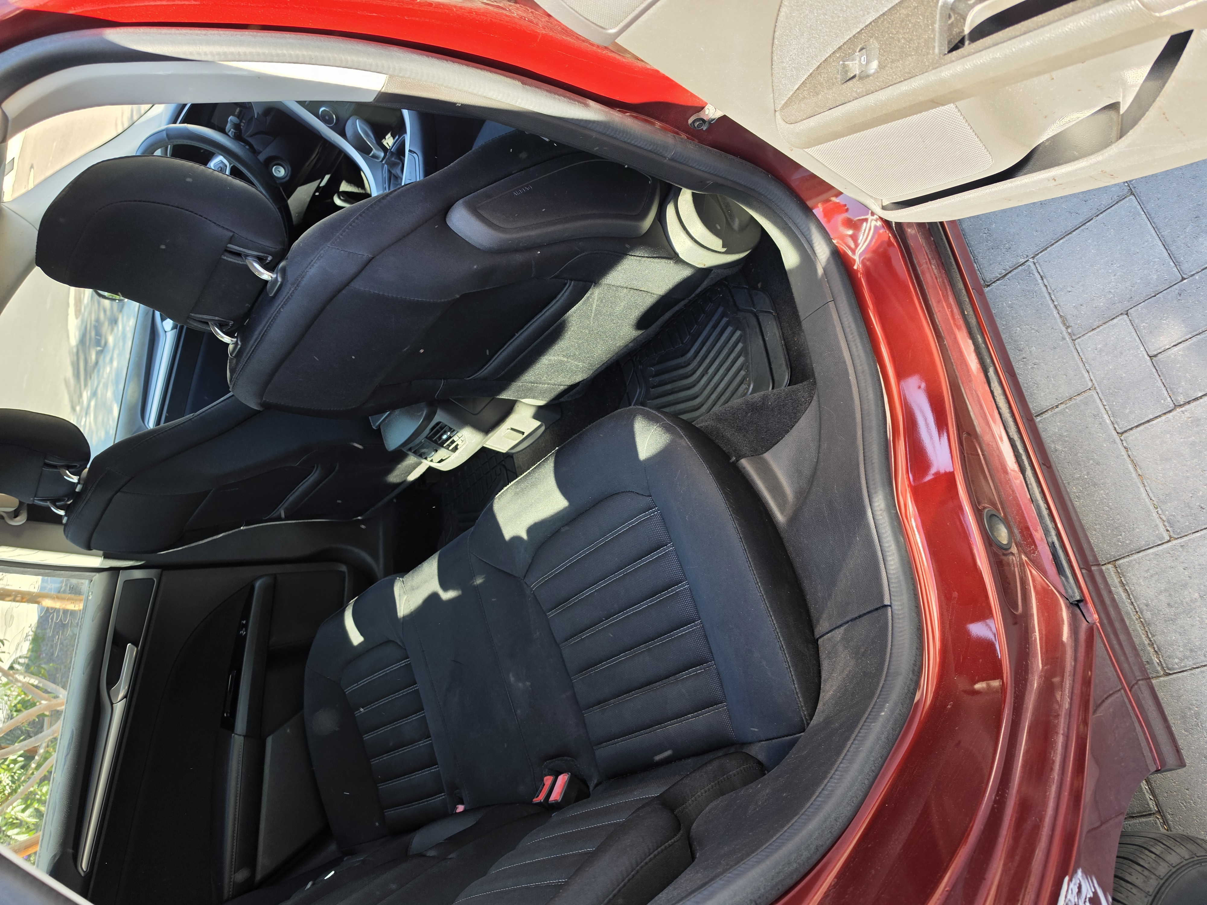 Used 2014 Ford Fusion SE FWD image 9