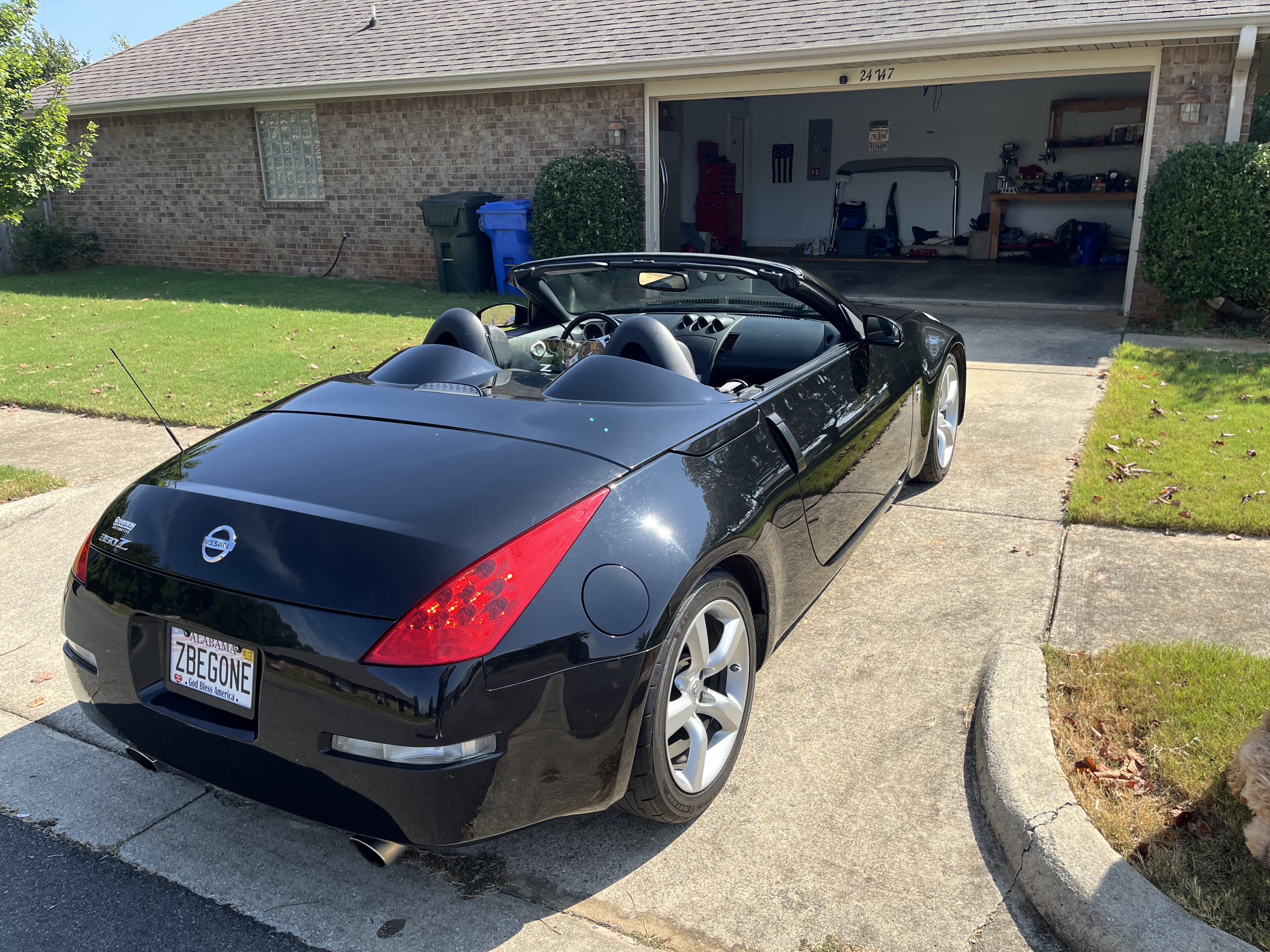 Used 2006 Nissan 350Z Touring RWD image 12