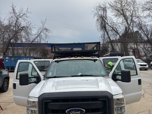 Used 2016 Ford F350 XL w/ Snow Plow Prep Package image 9