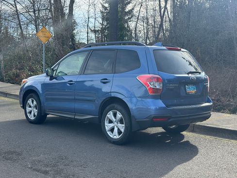 Used 2016 Subaru Forester 2.5i Premium w/ Popular Package #2 image 2