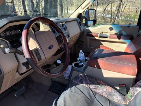 Used 2008 Ford F250 King Ranch image 10