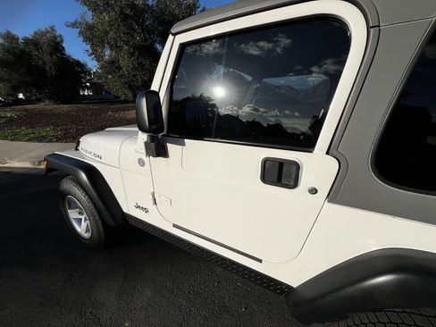 Used 2005 Jeep Wrangler Rubicon w/ Security Group image 4