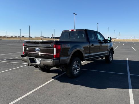 Used 2018 Ford F250 King Ranch w/ King Ranch Ultimate Package image 4