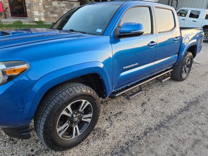 Used 2017 Toyota Tacoma TRD Sport w/ Tow Package