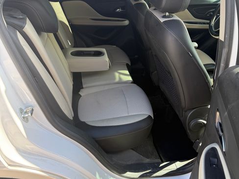 Used 2020 Buick Encore Sport Touring image 13