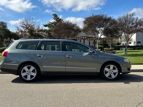 Used 2008 Volkswagen Passat Komfort image 1
